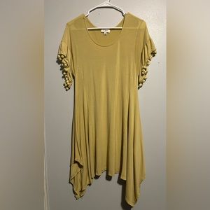Umber yellow dress size small